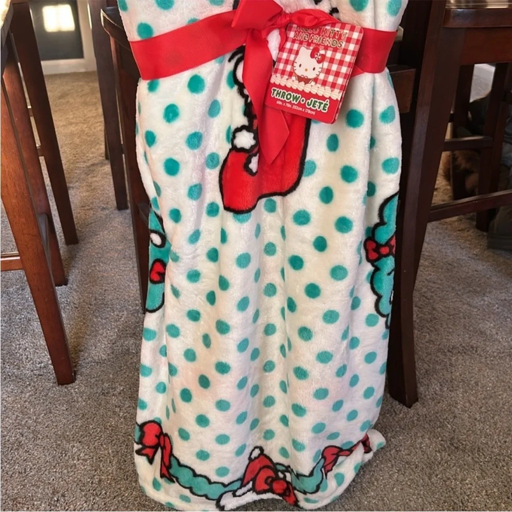 Hello Kitty Christmas Blanket